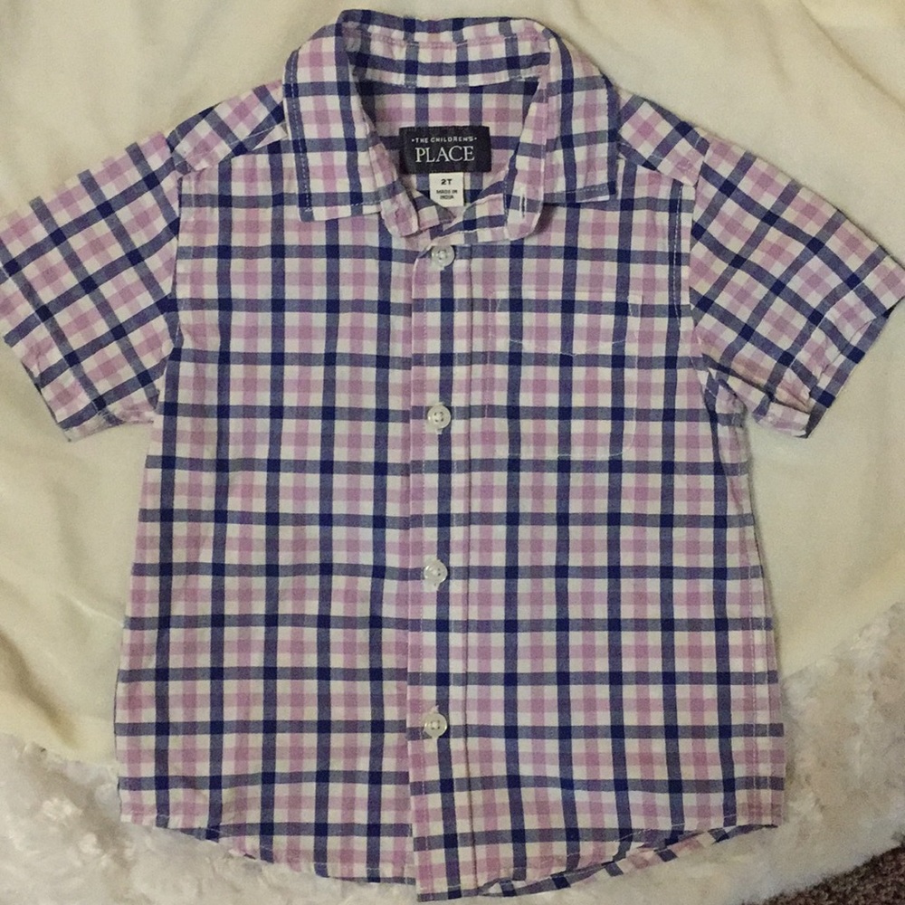 NWOT button up shirt :) Perfect for Easter!